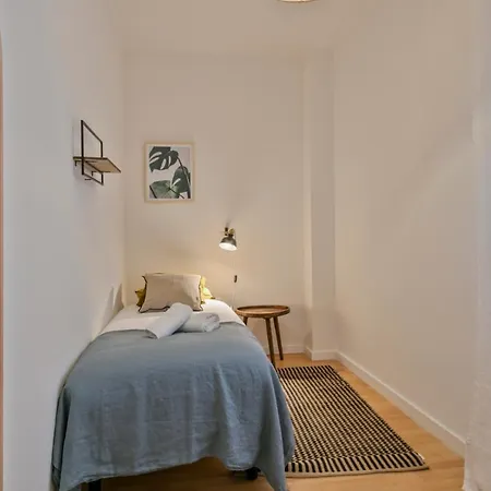 Habitat Plaza Espana Urban Apartment *