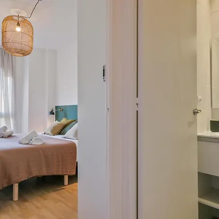 Habitat Plaza Espana Urban Apartment Barcelona