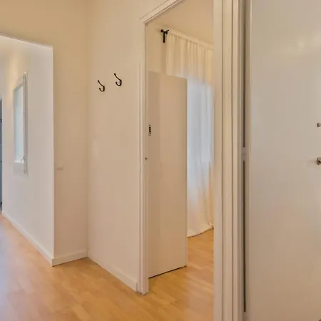Habitat Plaza Espana Urban Apartment